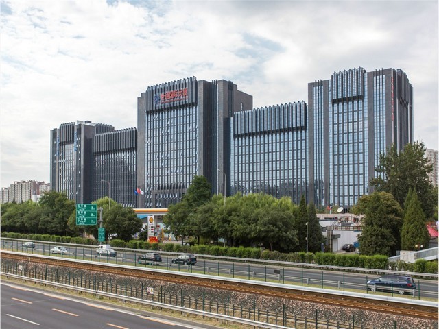 甘肃塑胶球场膜结构订做价格